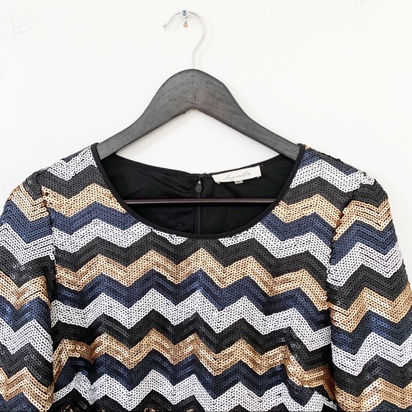 Sugar Lips Sequin Chevron Sleeves Cocktail Dress - Picture 4 of 10